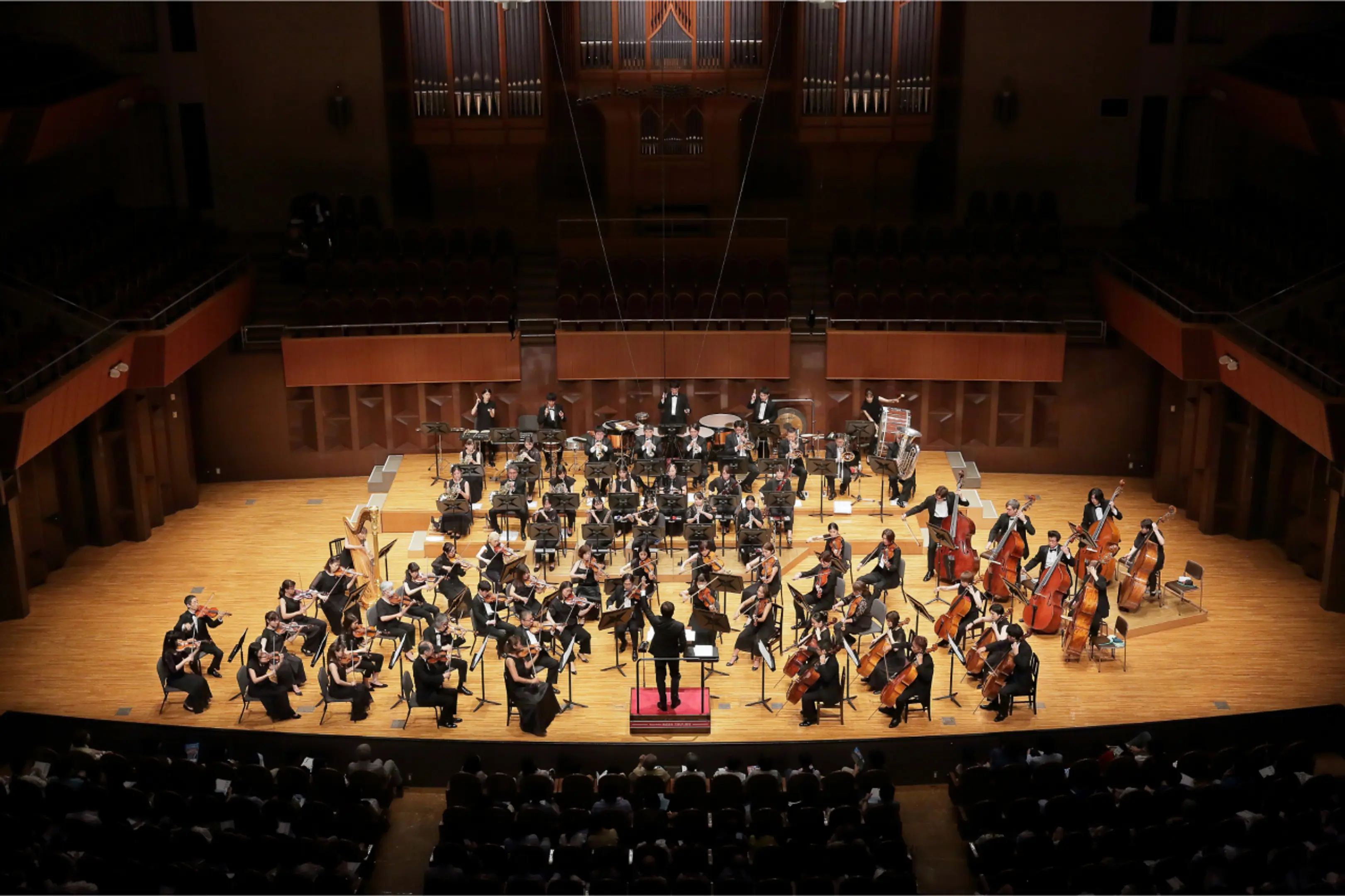 関西フィルハーモニー管弦楽団　 Ⓒs.yamamoto
