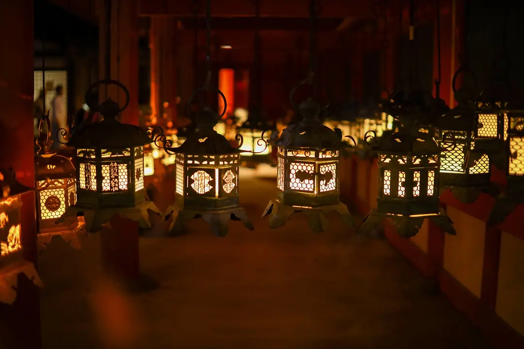 Chugen Mantoro Festival／Kasugataisha Shrine