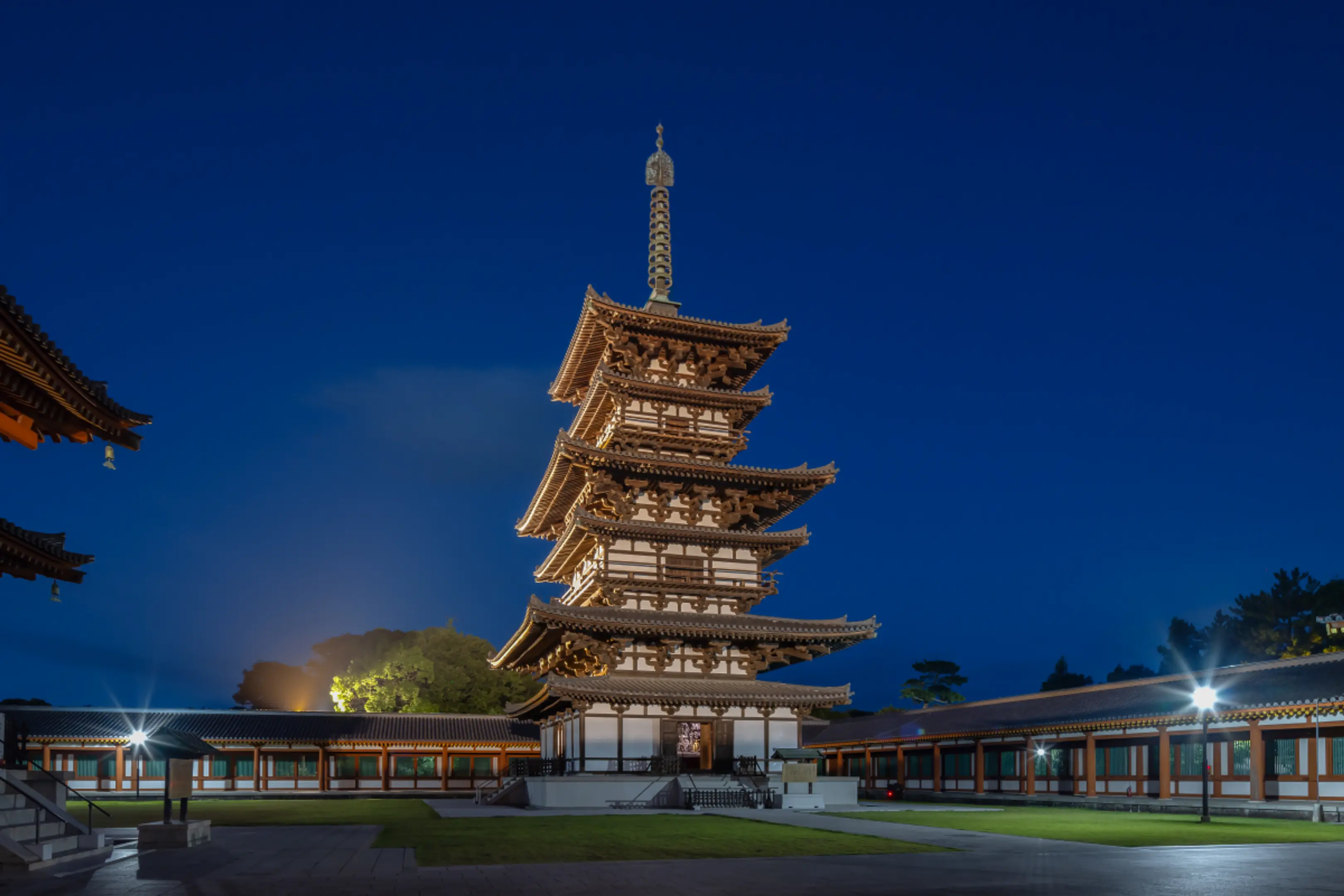 薬師寺 東塔（国宝）※イメージです