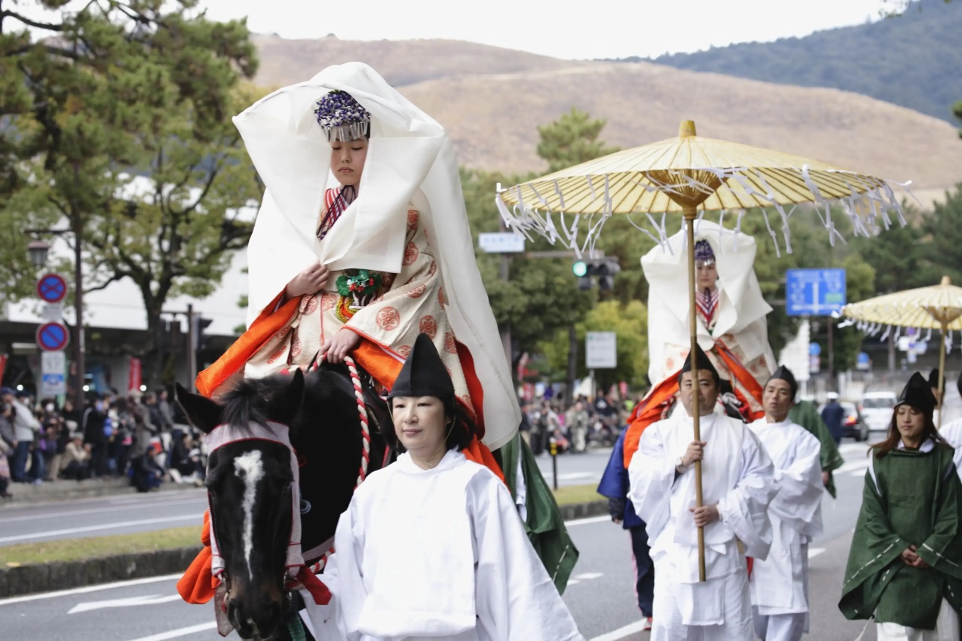 写真提供：春日大社