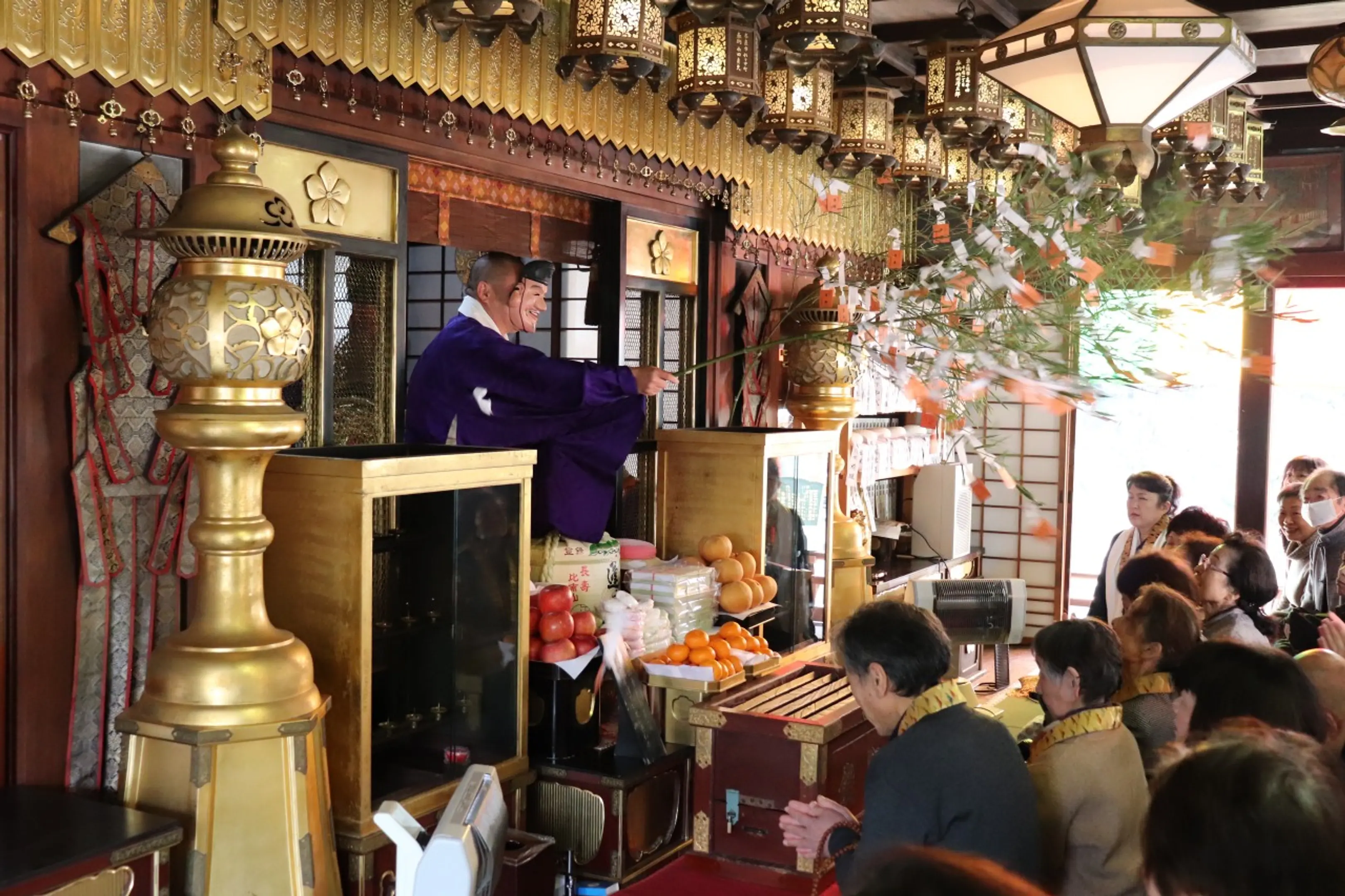 写真提供：霊山寺