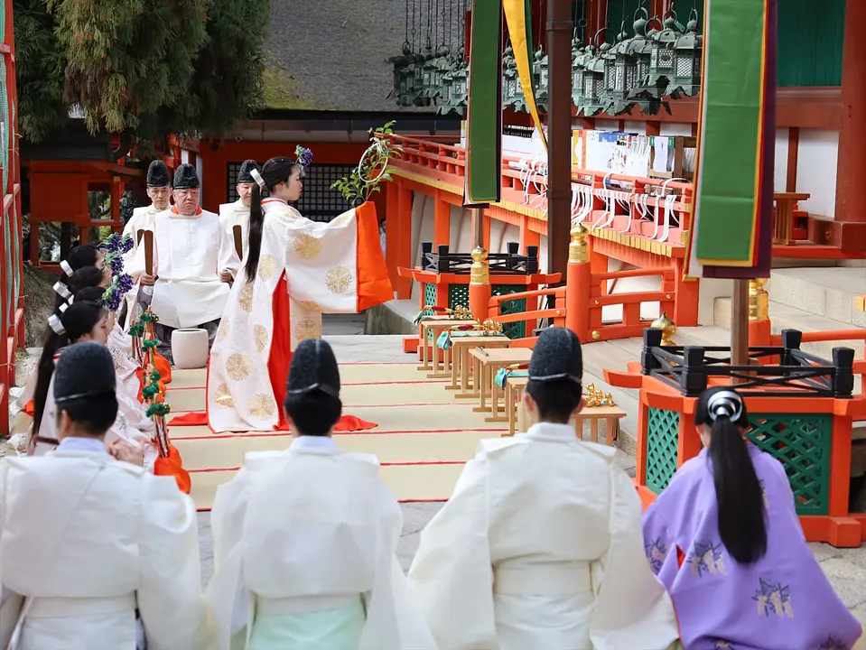 写真提供：春日大社